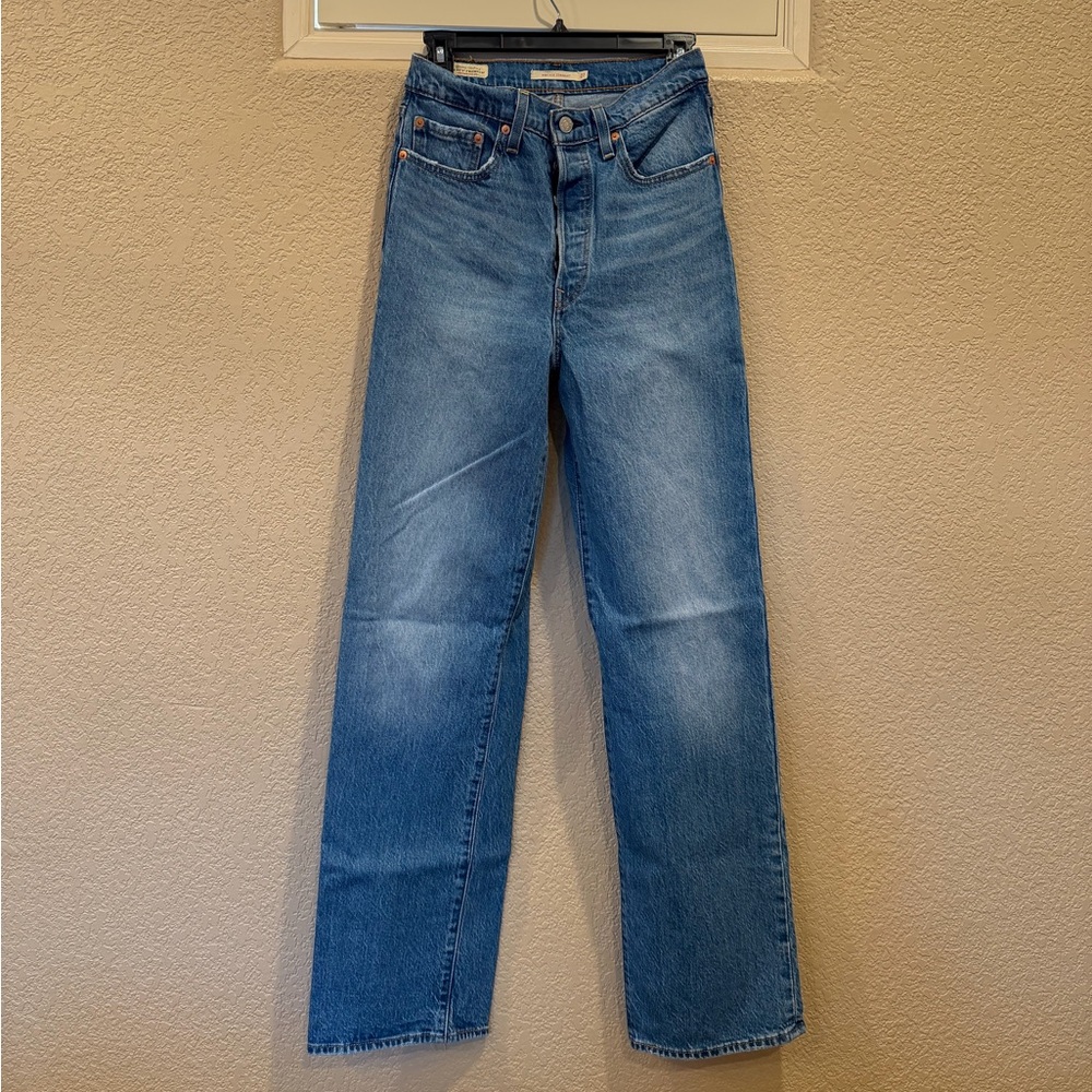Levi's Ribcage Straight Blue Denim Jeans